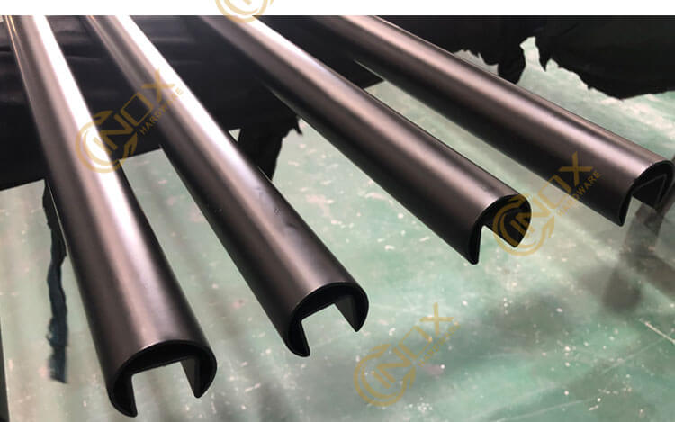 Stainless Steel round slot tube